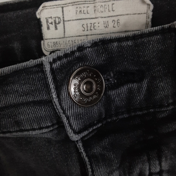 Free People Knee Distressed Skinny Jeans - Picture 8 of 10